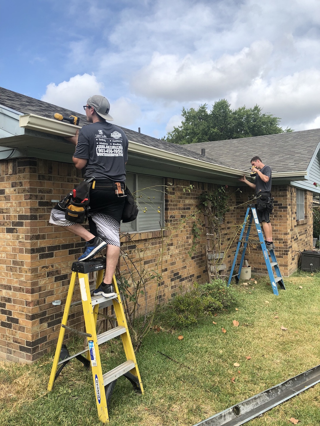 Roofers Greenville TX | Seamless Gutters